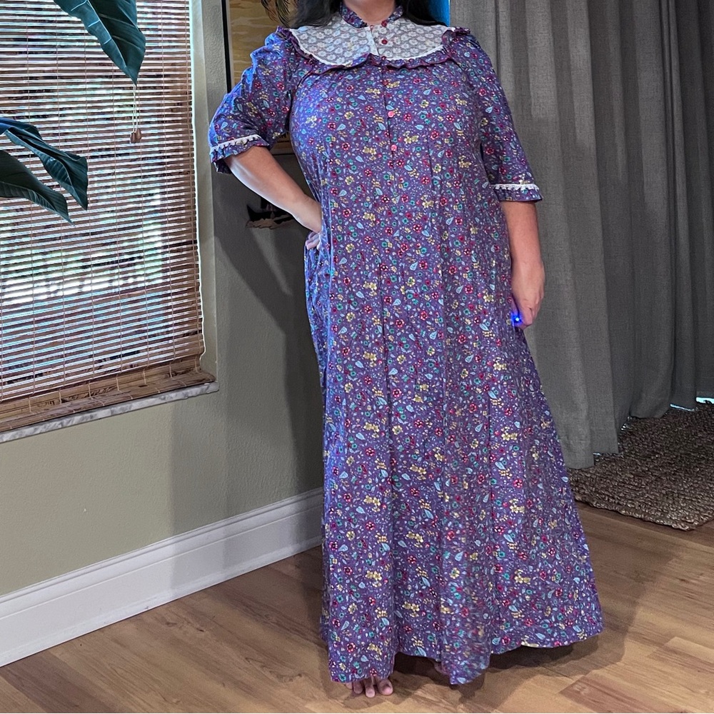 Made In Hawaii Vintage Hawaiian MuuMuu Sz 20 lace floral Dress Hawaiian Mumu
